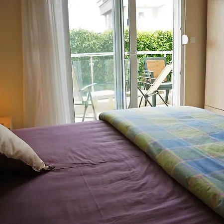 Luxury In Award Winning Private, Small Community Central Location * Side